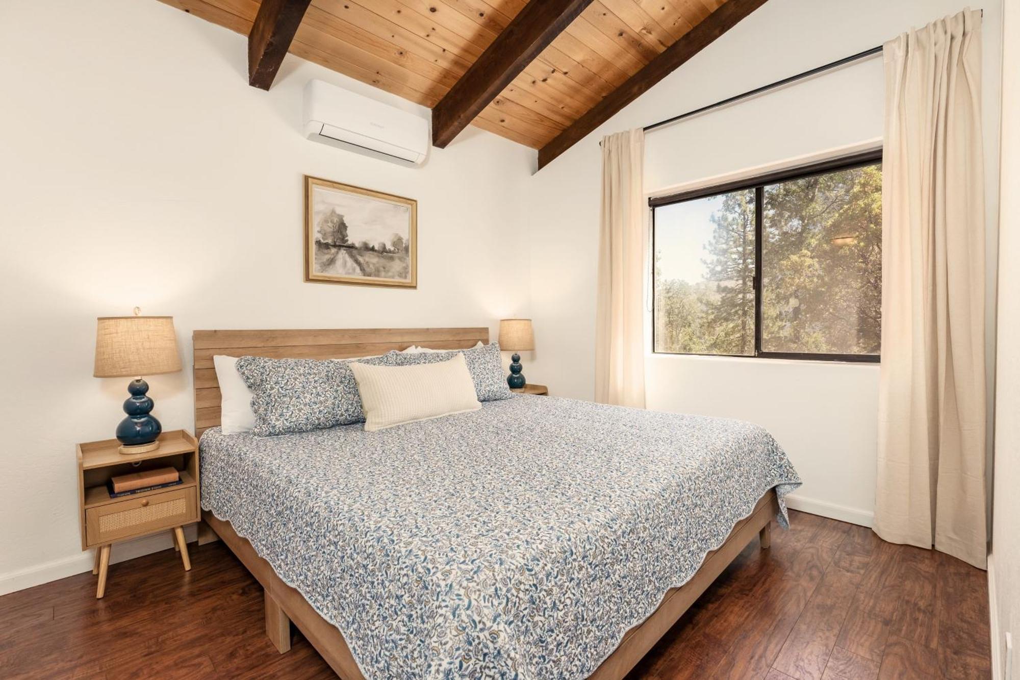 Yosemite Sunrise House With Hot Tub/views/game Holiday home *